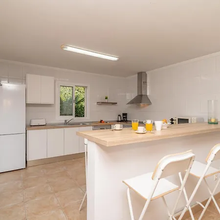 Bonaire Solar 200 By Sealand *
